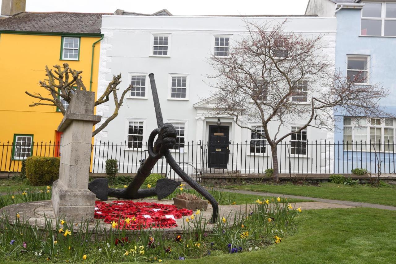 Duke Of Monmouth Penthouse Luxury Apartment, Lyme Regis, 3 Bedroom, Hot Tub, Garden, Dog Friendly Dış mekan fotoğraf